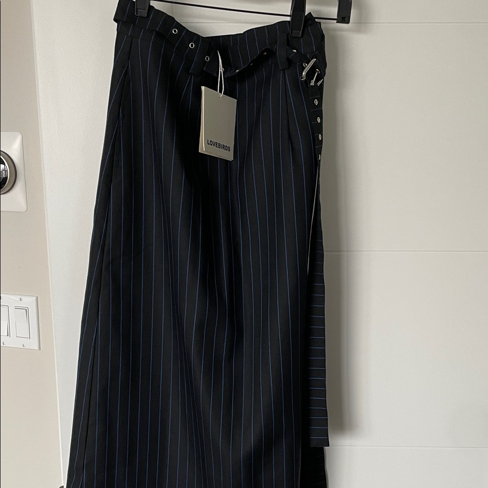 Loverbirds Women's Asymmetrical Black Pinstripe Skirt